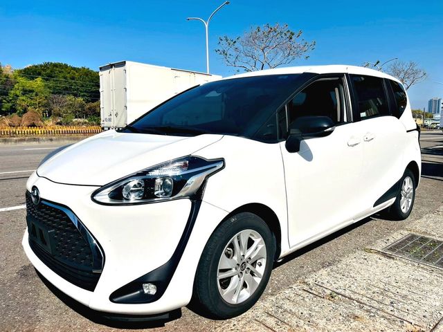 TOYOTA豐田 SIENTA  第1張相片