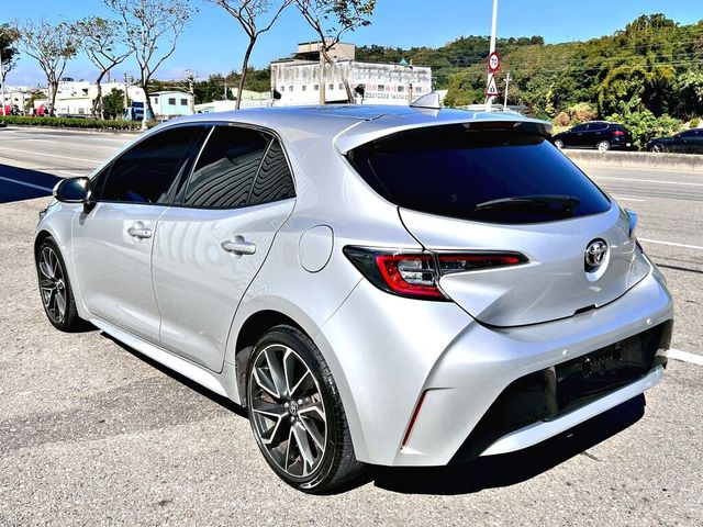 TOYOTA豐田 COROLLA SPORT  第2張相片