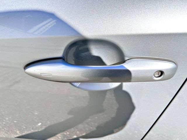 TOYOTA豐田 COROLLA SPORT  第19張相片