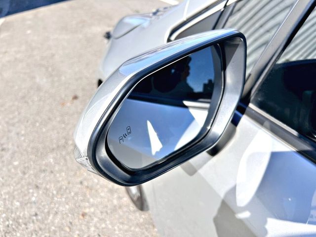 TOYOTA豐田 COROLLA SPORT  第20張相片