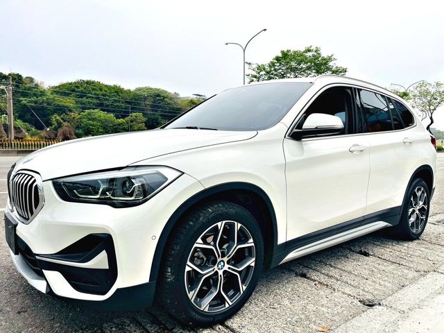 BMW寶馬 X1  第1張相片