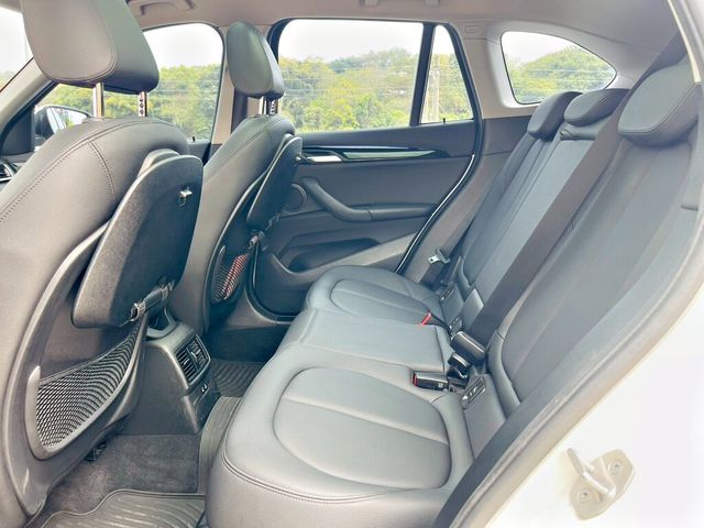 BMW寶馬 X1  第8張相片