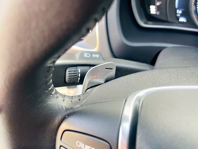 VOLVO富豪 V40  第7張相片