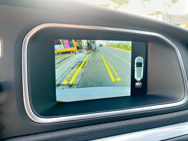 VOLVO富豪 V40  第14張相片