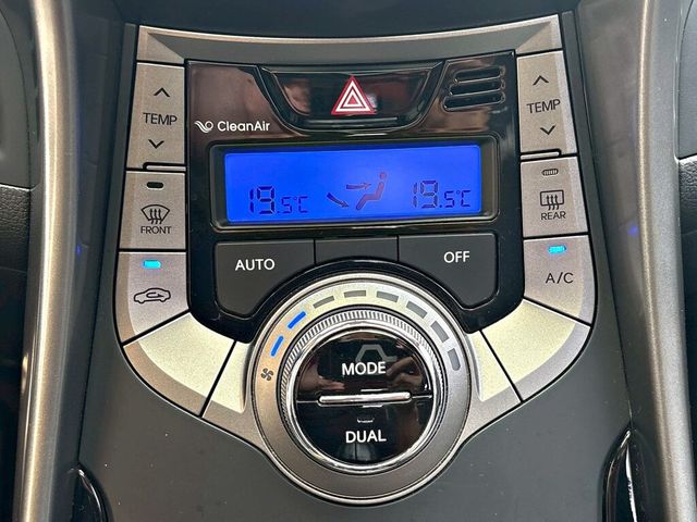 HYUNDAI現代 ELANTRA  第12張相片