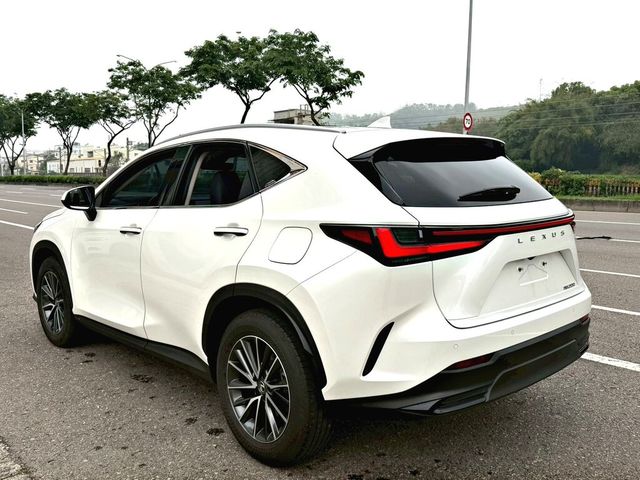 LEXUS凌志 NX200  第2張相片