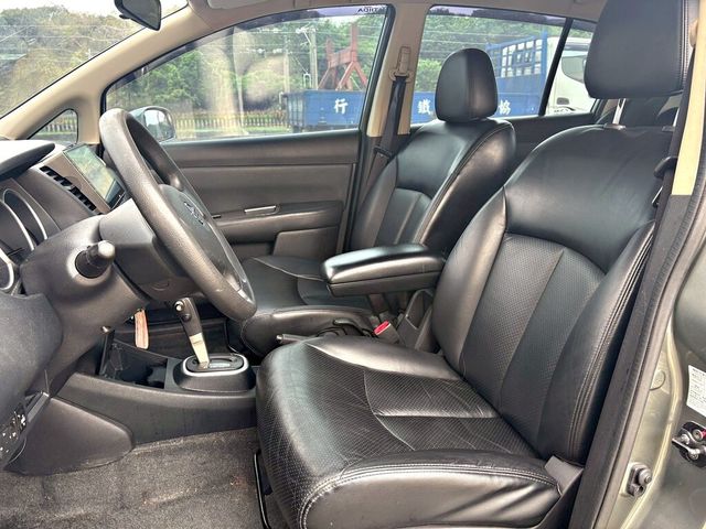 NISSAN日產 TIIDA  第5張相片