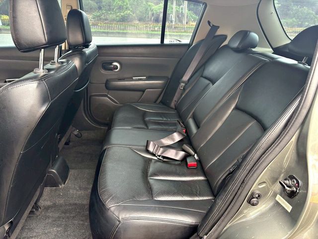 NISSAN日產 TIIDA  第6張相片