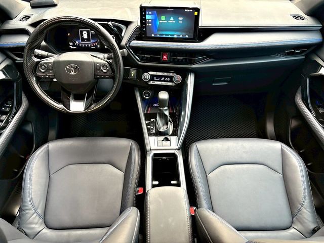 TOYOTA豐田 YARIS CROSSOVER  第9張相片