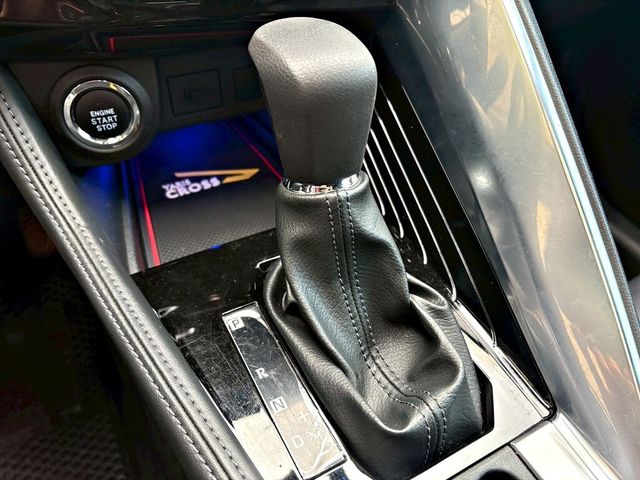 TOYOTA豐田 YARIS CROSSOVER  第10張相片