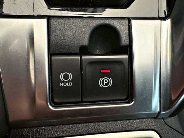 TOYOTA豐田 YARIS CROSSOVER  第19張相片