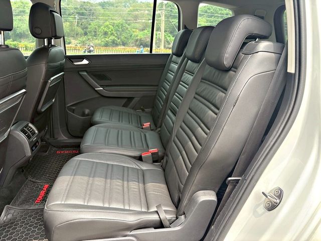 VOLKSWAGEN福斯 TOURAN  第8張相片