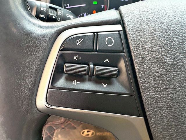 HYUNDAI現代 ELANTRA  第5張相片