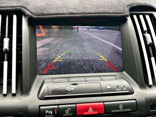 LAND ROVER路華 FREELANDER 2  第13張相片