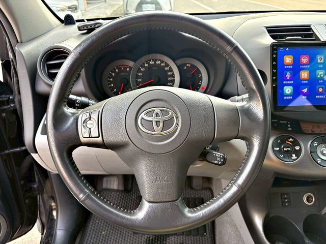 TOYOTA豐田 RAV4  第4張相片