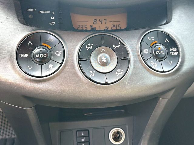 TOYOTA豐田 RAV4  第11張相片