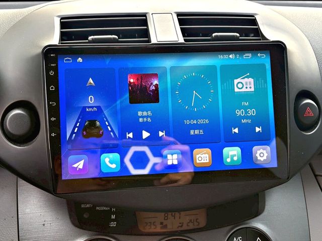 TOYOTA豐田 RAV4  第13張相片