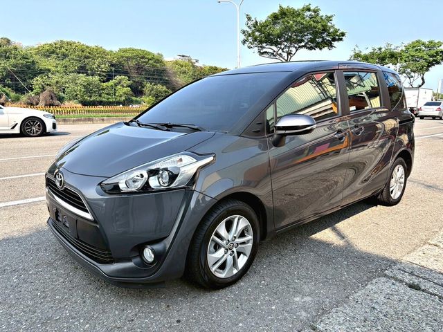 TOYOTA豐田 SIENTA  第1張相片