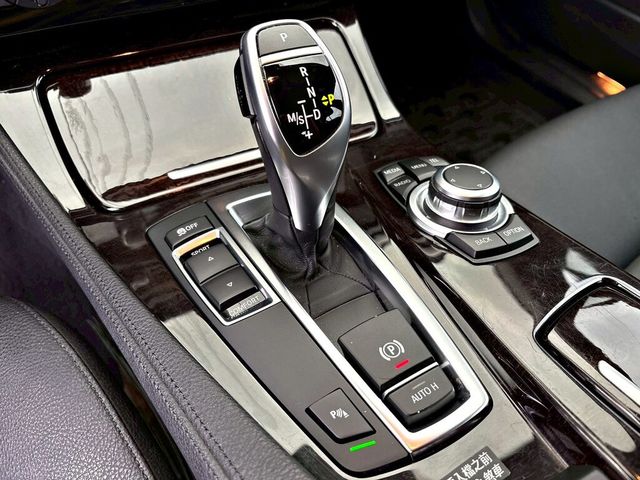 BMW寶馬 520D  第12張相片