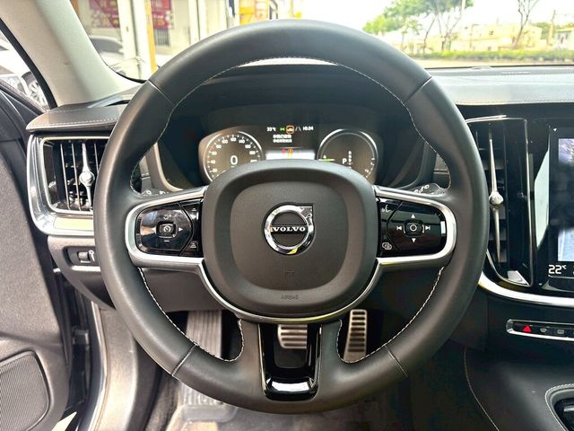 VOLVO富豪 V60  第4張相片