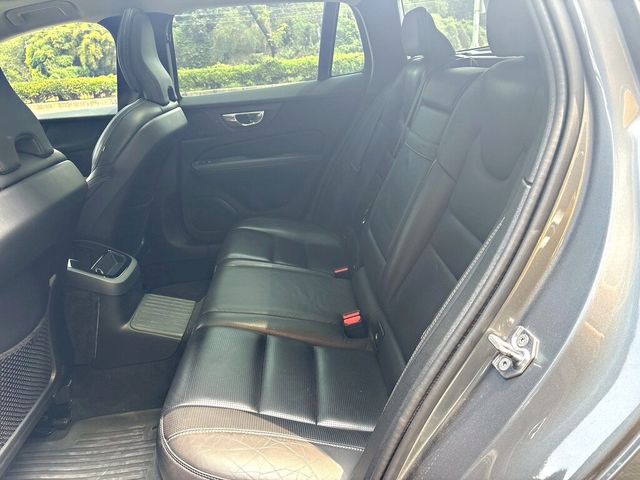 VOLVO富豪 V60  第8張相片