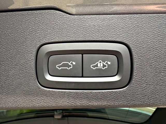 VOLVO富豪 V60  第19張相片