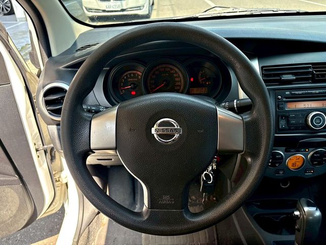 NISSAN日產 LIVINA  第4張相片