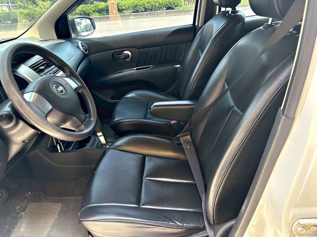 NISSAN日產 LIVINA  第5張相片