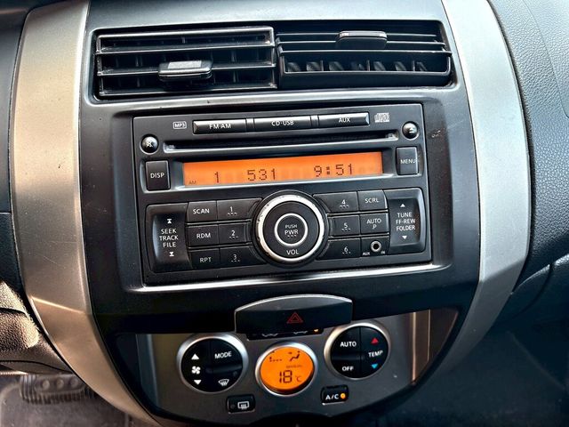 NISSAN日產 LIVINA  第9張相片