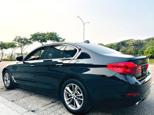 BMW寶馬 520  第2張相片