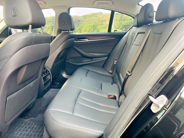 BMW寶馬 520  第10張相片