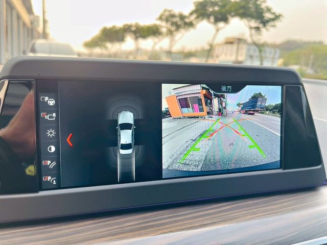 BMW寶馬 520  第14張相片