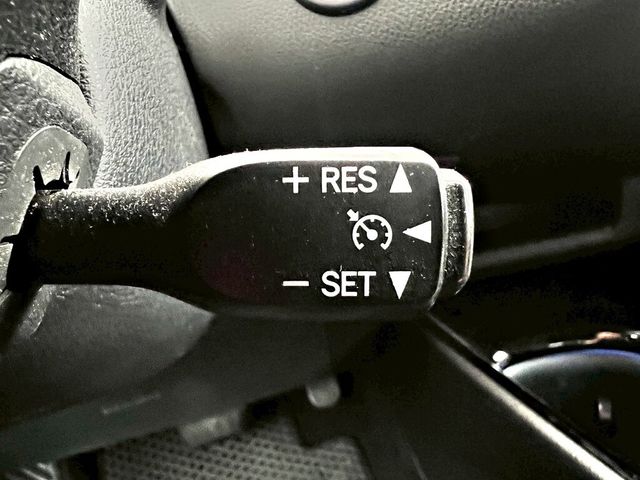 TOYOTA豐田 C-HR  第15張相片