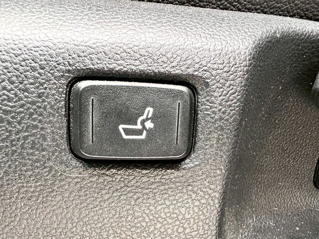 TOYOTA豐田 C-HR  第16張相片