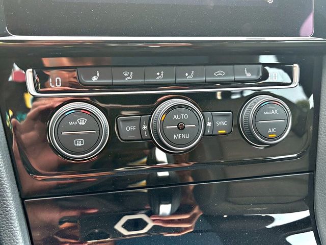 VOLKSWAGEN福斯 GOLF VARIANT  第13張相片