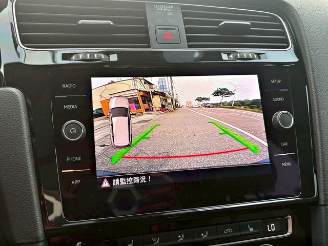 VOLKSWAGEN福斯 GOLF VARIANT  第14張相片