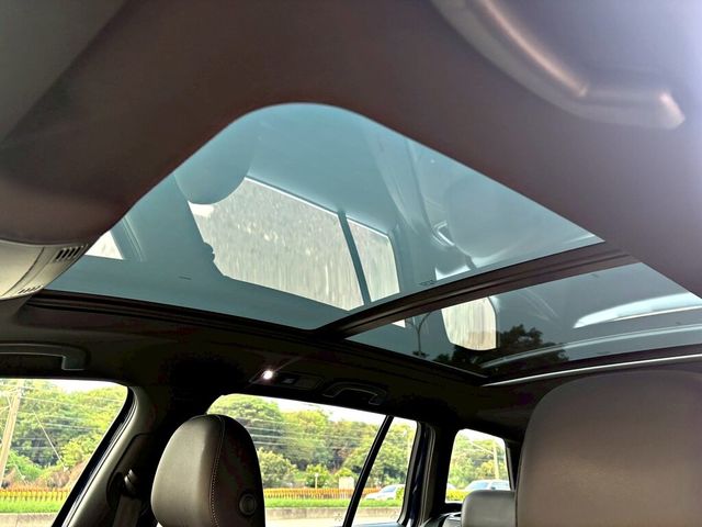 VOLKSWAGEN福斯 GOLF VARIANT  第17張相片