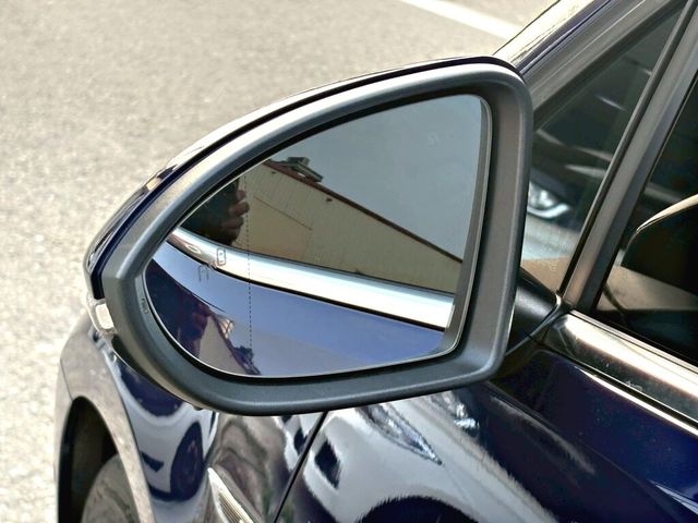 VOLKSWAGEN福斯 GOLF VARIANT  第18張相片