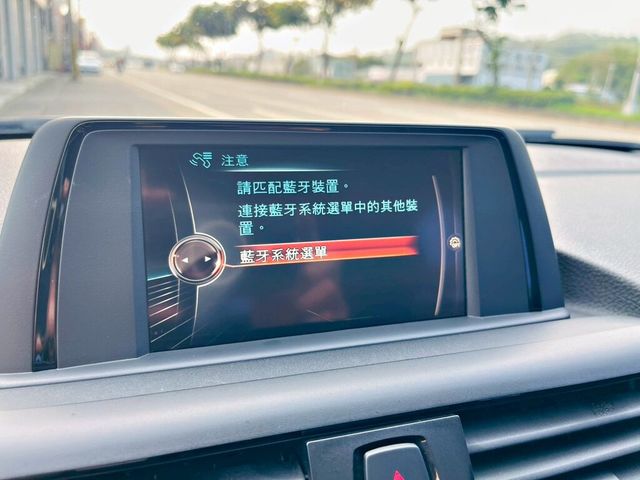 BMW寶馬 118I  第13張相片