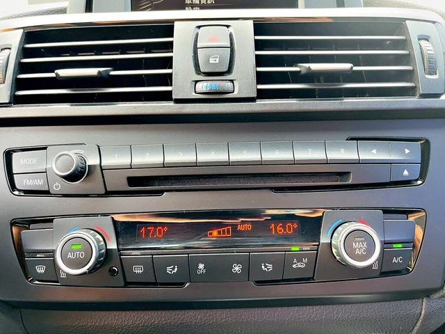 BMW寶馬 118I  第14張相片