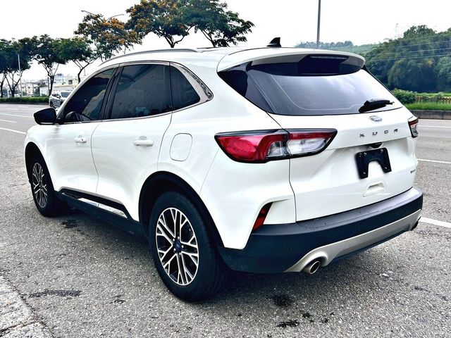 FORD福特 KUGA  第2張相片