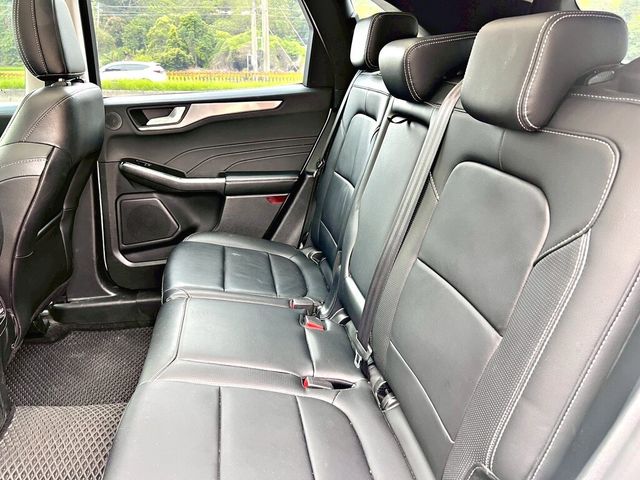 FORD福特 KUGA  第8張相片