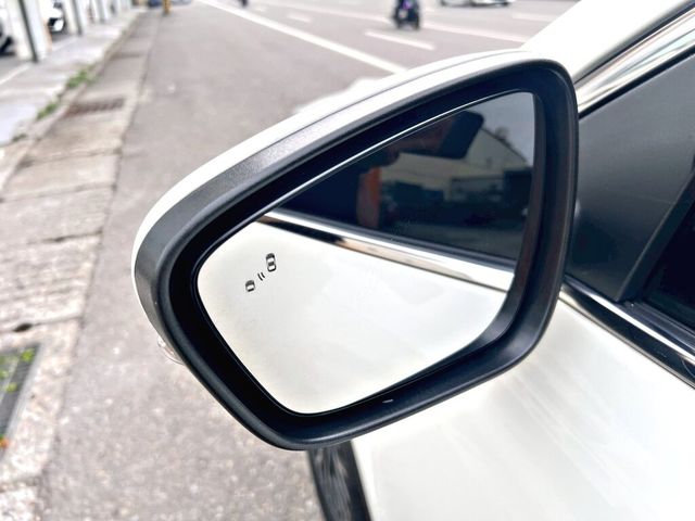 FORD福特 KUGA  第17張相片