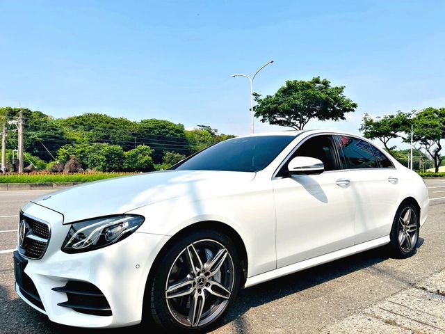 M-BENZ賓士 E300  第1張相片