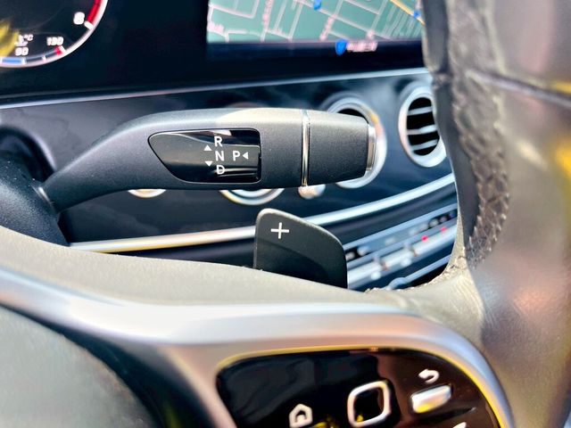 M-BENZ賓士 E300  第8張相片