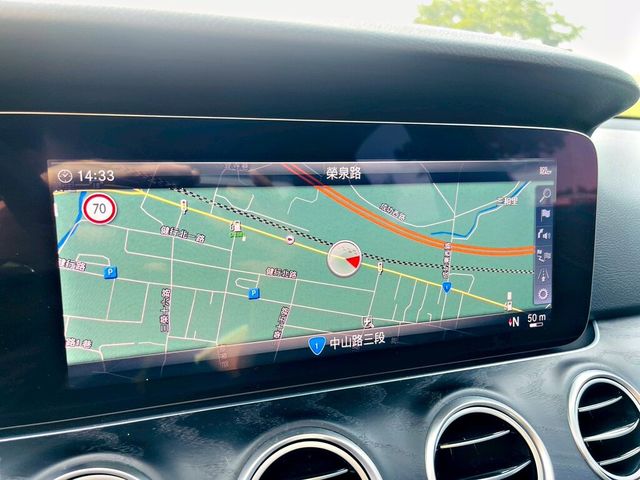 M-BENZ賓士 E300  第14張相片