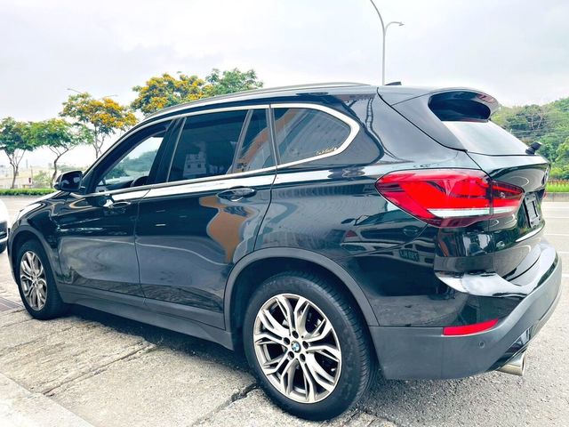 BMW寶馬 X1  第2張相片