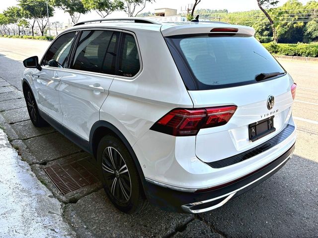 VOLKSWAGEN福斯 TIGUAN  第2張相片