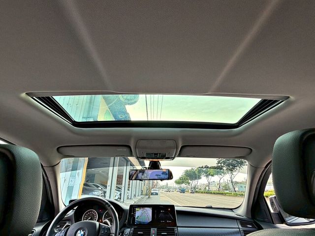 BMW寶馬 X6 XDRIVE35I  第15張相片