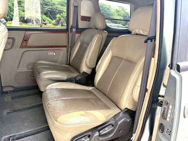 NISSAN日產 SERENA Q-RV  第6張相片